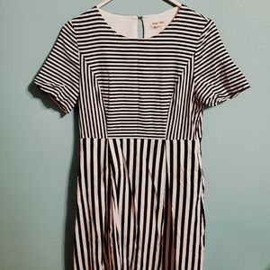 Knee Length Striped Dress (with pockets!)